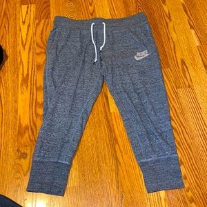Nike cropped joggers.